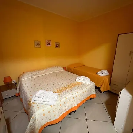 Emmanuel2 Bed and Breakfast 3*
